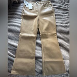 NWT - Aritzia Wilfred Melina Kick Flare Pant